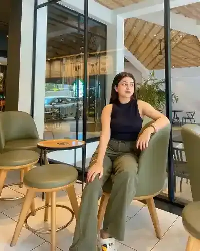 Escort Service Amini